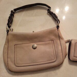 Coach Chelsea Handbag w/matching wallet